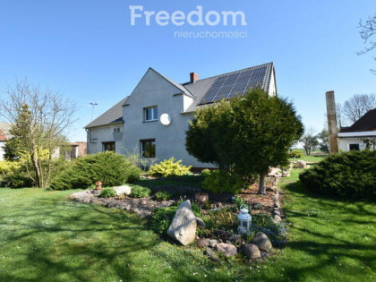 Połowa domu 96 m2, 3 pokoje, duży ogród,