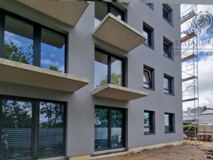 Mieszkanie 4pok. o pow 74,99m2 z ogrodem 163m2/ Żerniki Strachowicka