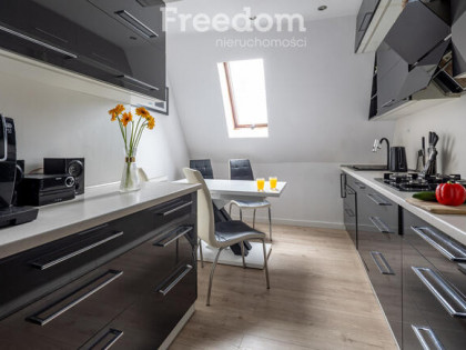 Funkcjonalne 4 pokojowe mieszkanie w sercu Wildy.