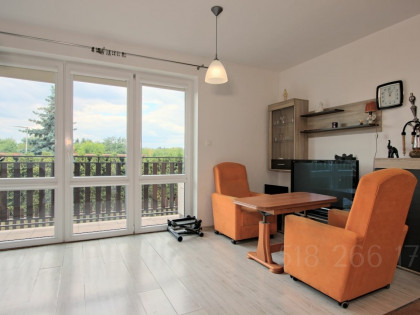 Sprzedam lub Zamienię kawalerkę z garażem w Markach