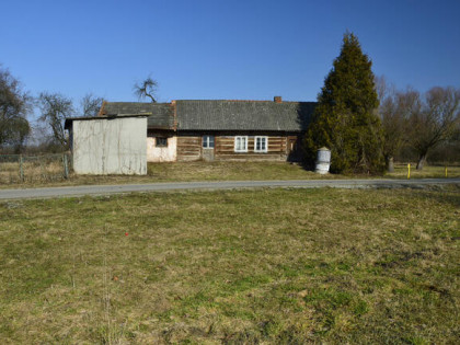 Sprzedam dużą działkę budowaną - Gmina Szczurowa