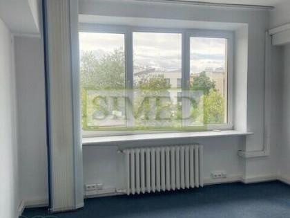 Dostep24h,recepcja,ochrona,parking,widne,wys.3m