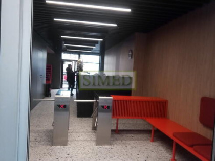 Dostep24h,recepcja,ochrona,parking,widne,wys.3m