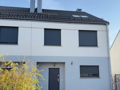 Dom Domasław gm. Kobierzyce, Cynamonowa