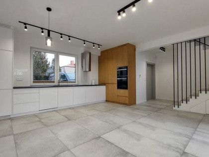 ✅Zobacz>>>Przestronny dom w Legionowie✅