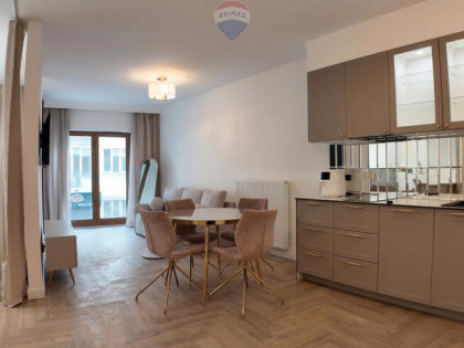 Mieszkanie na wynajem, koło Ogrodu Saskiego