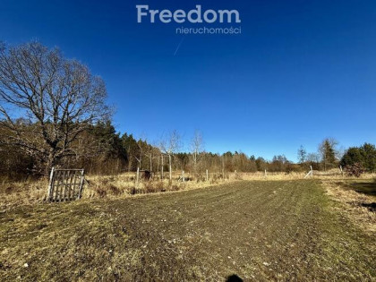 Duża działka w Unieminie
