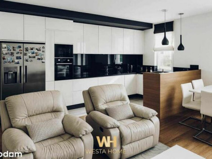 4 pokoje, komórka, miejsce parkingowe. Targówek.