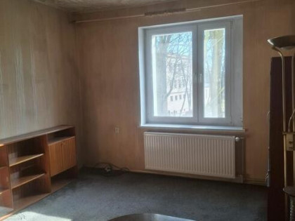 Sprzedam BEZ POŚREDNIKÓW - 55m² - 1. PIĘTRO - Stroszek, ul.