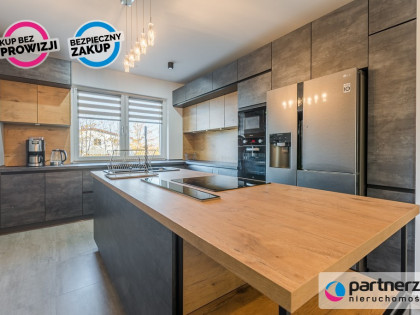 Dom Jastrzębia Góra ul.  