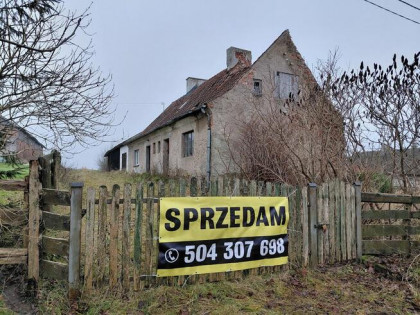 Sprzedam dom do remontu w Sągnitach (gm. Górowo Iławeckie)