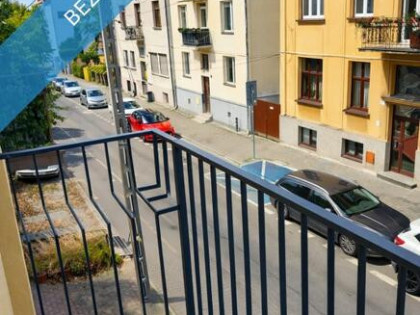 Kraków , ul.Rakowicka ,  2 pokoje , 28 m² , balkon , 1 piętro