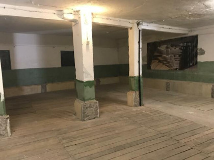 Lokal użytkowy Warszawa Wawer, Zbytki