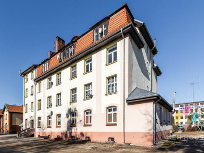 3 pok. mieszkanie przy Akademii Policji, parter