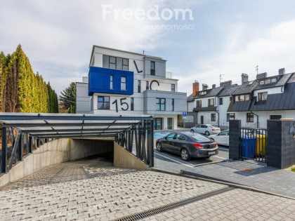 Lokal na parterze z najemcą obok szpitala nr 2