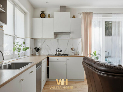 Mieszkanie Izabelin, Henryka Siemiradzkiego