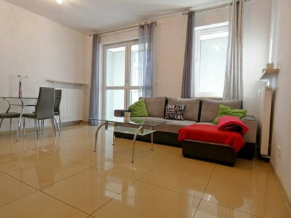 2 pokoje z garażem blisko metra- Skierniewicka 14