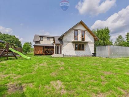 Dom w stanie surowym zamkniętym