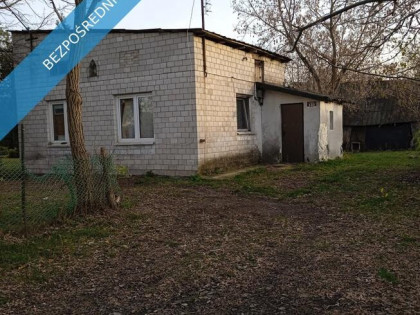 Sprzedam działkę z domkiem