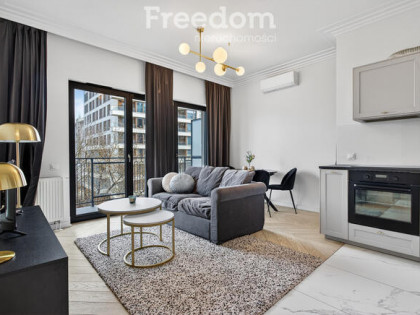 2 pokoje z dużym balkonem –Mokotów Zdziechowskiego