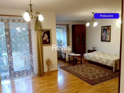 Przestronny segment z ogrodem w Nadarzynie