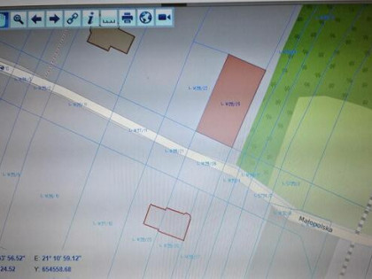 Sprzedam działkę budowlaną w Staszowie