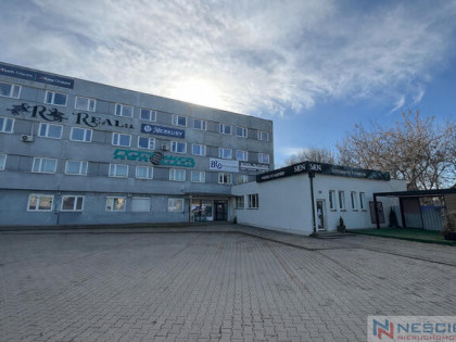 Do wynajęcia lokal usługowy / magazynowy – 220 m²