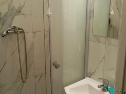 Słoneczne mieszkanie w centrum Lublina – salon z kuchnią + s