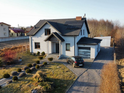 Dom Zdrowa ul. Kłomnicka