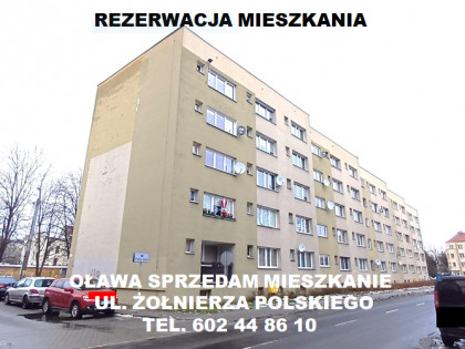 SPRZEDAM  MIESZKANIE 3 POKOJOWE W OŁAWIE DO REMONTU