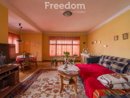 pół domu w cenionej dzielnicy Jeleniej Góry