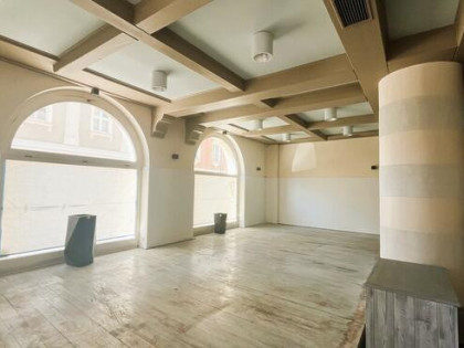 Wynajem lokal uż.gastronomiczny 370 m2.Opole RYNEK