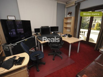 Dom blisko st. metra Wilanowska