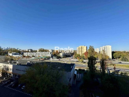 3 pokoje, balkon, piwnica, parking