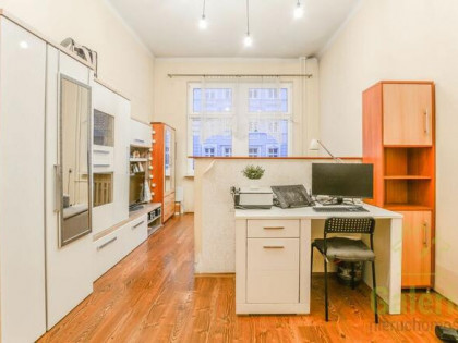 62m2 | 1 p. | Kamienica| 2 pokoje + osobna kuchnia