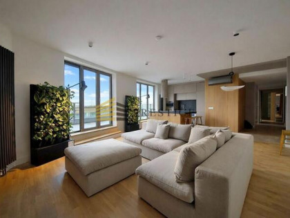 Luxury Apartment | Top Floor | Panorama City View