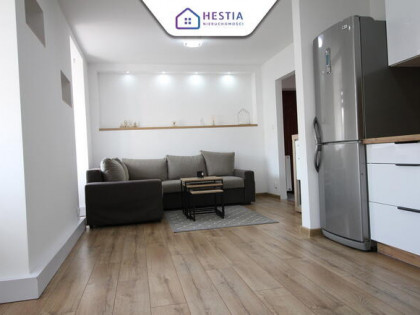 Enklawa spokoju- designerskie 2 pokoje z ogródkiem