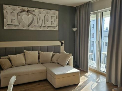 LUX Kawalerka 24 m2, z balkonem, salon połączony z kuchnią