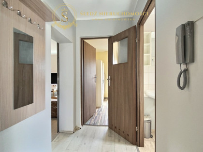 2 Pokoje 1. Piętro Czynsz 158,80 Piwnica+Ogródek