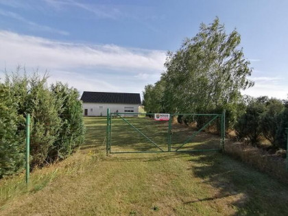 Sprzedam. Działka + Budynek. Lwówek wlkp.