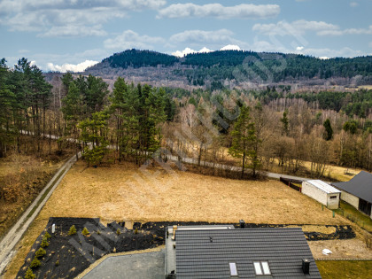 Krzeszów – działka budowlana 870 m2. Polecamy!