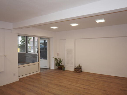 Do wynajęcia lokal ok 80mkw, na os. Piaski