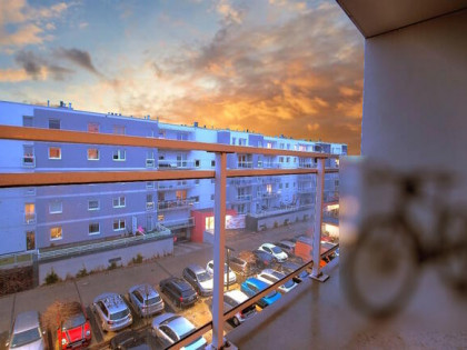 Z garażem i balkonem 2 pokojowe bezpieczne osiedle