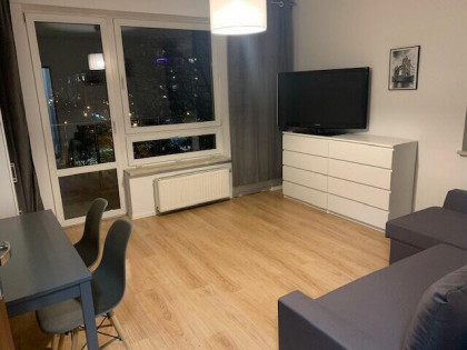 Wynajmę bardzo ładne, fajne mieszkanie na Bielanach(metro)