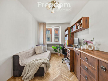 2 pokojowe mieszkanie na zamkniętym osiedlu