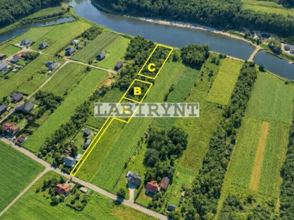 Działka budowlana 1271m2, przy stawach, Grodzisko