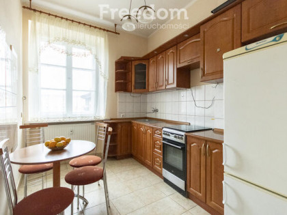 Przestronne mieszkanie w Rynku Nysy