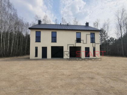 Dom Osowiec gm. Żabia Wola,