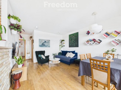 Trzypokojowe z 2 balkonami, piwnicą i garażem !