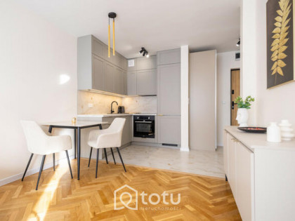 Mieszkanie Warszawa gm. Śródmieście Śródmieście, Twarda